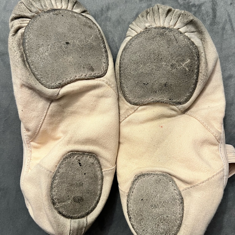 Capezio flat shoes